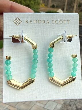 NWT- Kendra Scott Sylvia Hoop Earrings